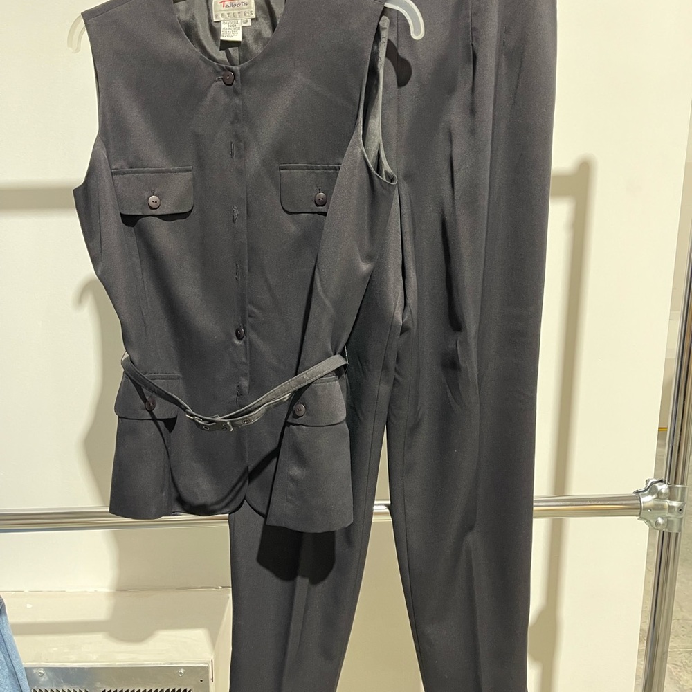 Elegant Black Women's Set